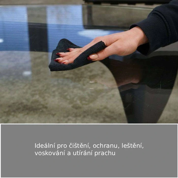 Černá utěrka z mikrovlákna